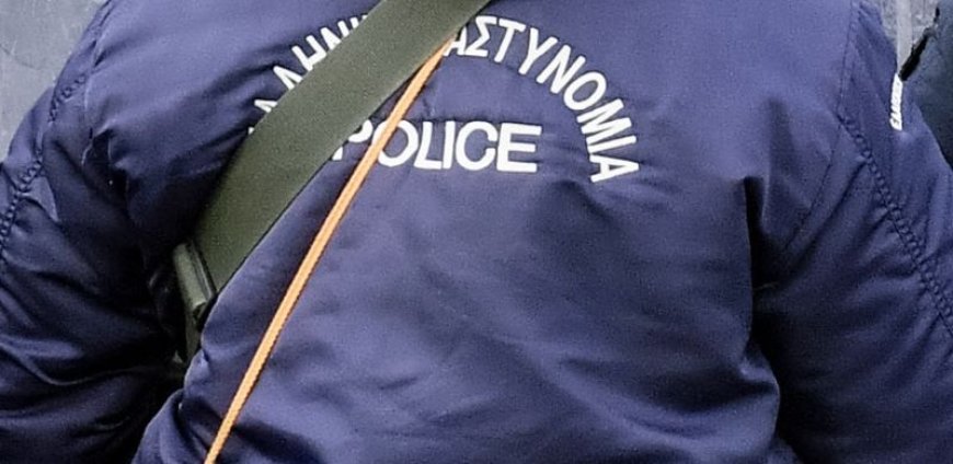 Καρπενήσι: «Εισπράκτορας» σπείρας εξαπάτησης ηλικιωμένων επέστρεψε σε γυναίκα – θύμα 3.500 ευρώ