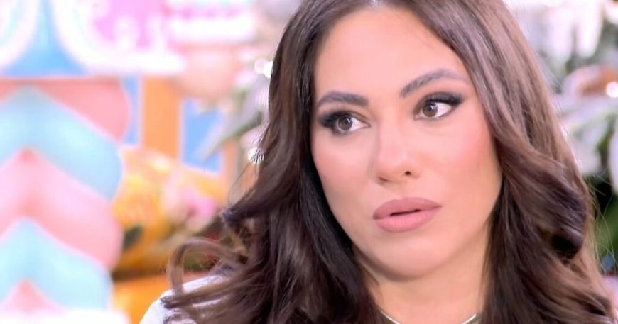 Ευρυδίκη Βαλαβάνη: «Δυσκολεύτηκα πάρα πολύ με τον θηλασμό, σφίγγεις τα δόντια για να δώσεις το μητρικό γάλα»