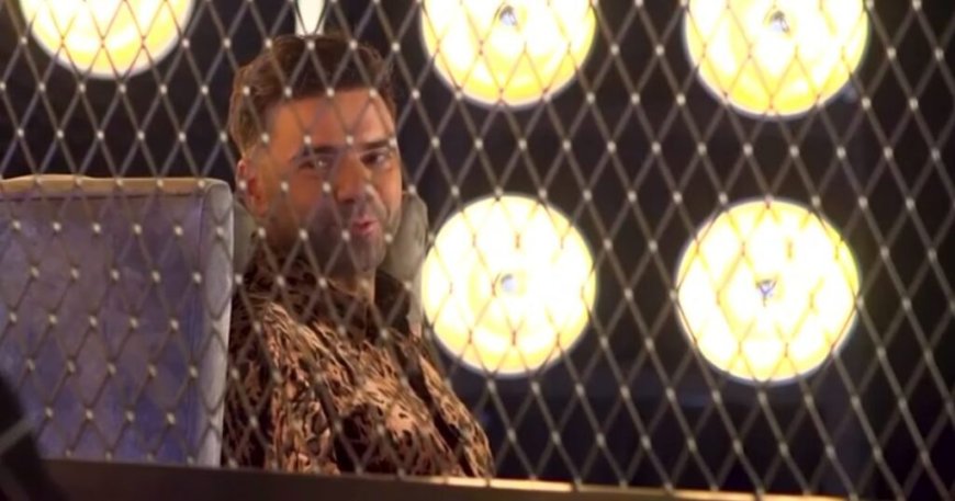 Θοδωρής Μαραντίνης: «Την πρώτη φορά που βγήκα με θαυμάστρια κατέληξε σε γάμο, τη δεύτερη σε μακροχρόνια σχέση, τα άλλα δεν μπορώ να τα πω»