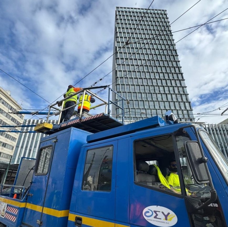 Ο Πειραιάς αποχαιρετά τα τρόλεϊ – Ξεκίνησε η αποξήλωση του δικτύου