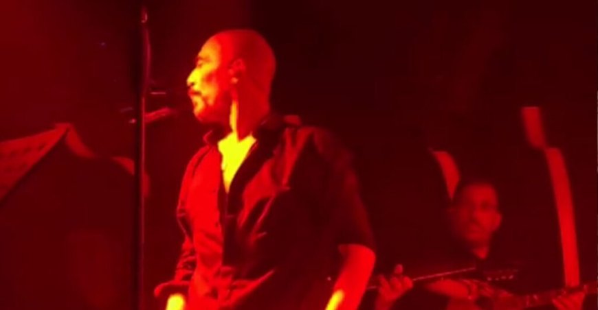 Απίστευτο σκηνικό σε live του Βαλάντι: Εκνευρίστηκε με τους μουσικούς και έφτυσε στη σκηνή, τι απάντησε ο ίδιος –  Δείτε βίντεο