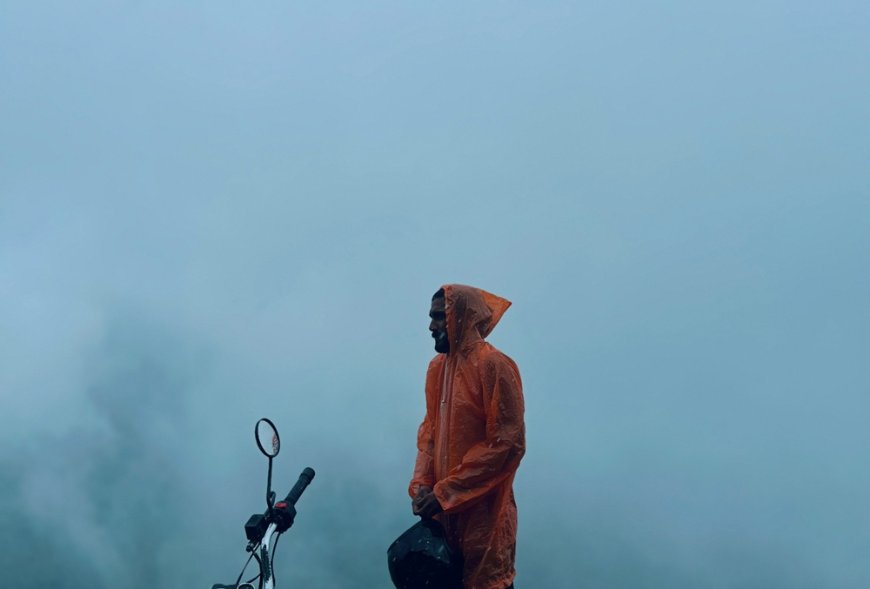 Γιατί οι Ολλανδοί κυκλοφορούν στη βροχή χωρίς ομπρέλα