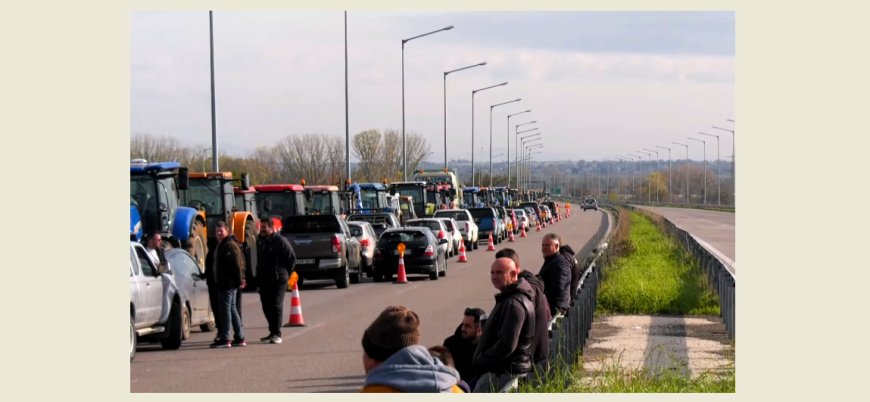 Κομοτηνή: Παραμένουν τα μπλόκα στην Εγνατία οδό – Στο επίκεντρο τα διαχρονικά ζητήματα του πρωτογενούς τομέα