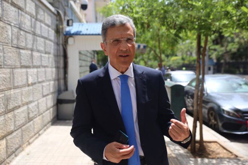 Επίτροπος Ενέργειας σε Γ. Αυτιά: «Χρηματοδοτούμε μέτρα για φθηνότερη ενέργεια»