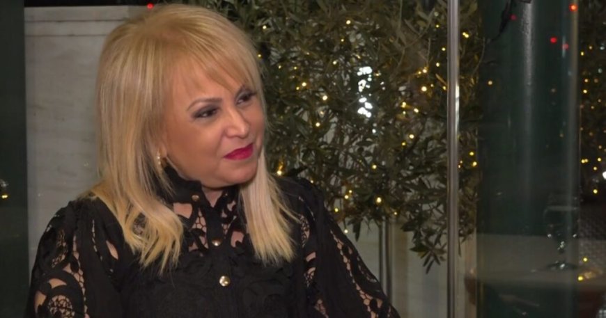 Τέτα Καμπουρέλη: «Με τον πρώην σύζυγό μου δεν έχουμε σχέση, δεν μιλάμε και, να σου πω την αλήθεια, δεν χρειάζεται κιόλας»