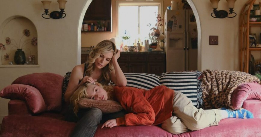 H Michelle Pfeiffer και η Elle Fanning στο Margo’s Got Money Troubles – όσα πρέπει να ξέρεις για τη σειρά που έρχεται στο Apple TV+