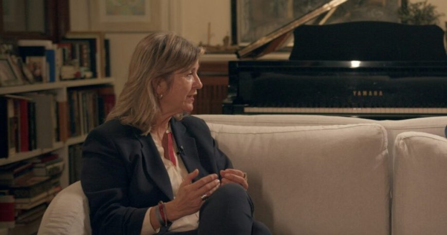 Θάνος Μικρούτσικος: «Φοβήθηκα ότι θα αλλάξουν όλα, πήρα τα πράγματα μου και έφυγα από το σπίτι» θυμάται η σύζυγος του