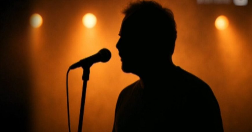 Γιώργος Λιάγκας: «Θα καταγγείλει ασέλγεια στο καμαρίνι του τραγουδιστή σε διάστημα που προσδιορίζεται περίπου έξι μήνες νωρίτερα από τώρα»