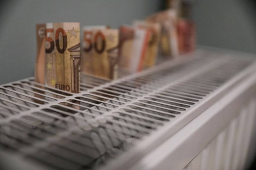 Επίδομα θέρμανσης 2026: Τι να προσέξουν οι δικαιούχοι για να λάβουν την προκαταβολή