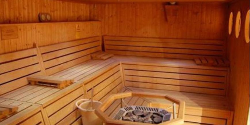 Ζευγάρι βρέθηκε νεκρό μέσα σε σάουνα στο Τόκιο – Προσπάθησαν να ζητήσουν βοήθεια, αλλά δεν λειτουργούσε ο συναγερμός