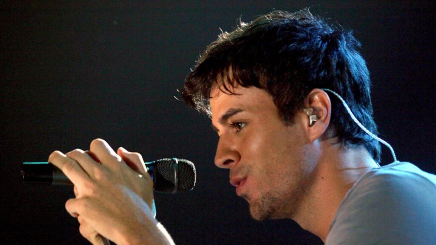 Ενρίκε Ιγκλέσιας και Άννα Κουρνίκοβα έγιναν ξανά γονείς – Η πρώτη φωτογραφία του νεογέννητου παιδιού τους