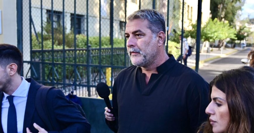 Βασίλης Μπισμπίκης: Η τρυφερή του ανάρτηση για τη Δέσποινα Βανδή – «Χρόνια καλά με υγεία και αγάπη αστέρι μου»