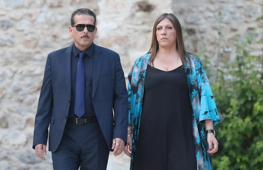 Κωνσταντοπούλου – Καραναστάσης: Οι φωτογραφίες από το χριστουγεννιάτικο δείπνο