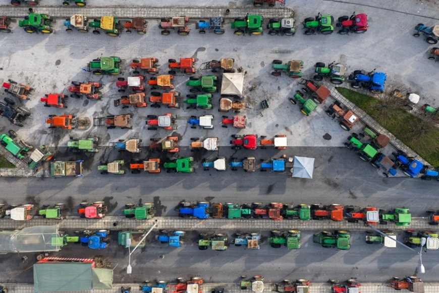 Ποινή σε στρατιώτη για τη στήριξη σε αγρότες: Η ανακοίνωση του ΚΚΕ