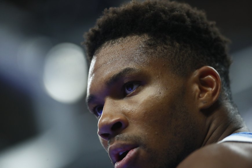 Αντετοκούνμπο – Μιλγουόκι Μπακς: Εκνευρίστηκε ο Greek Freak σε ερώτηση για το μέλλον του