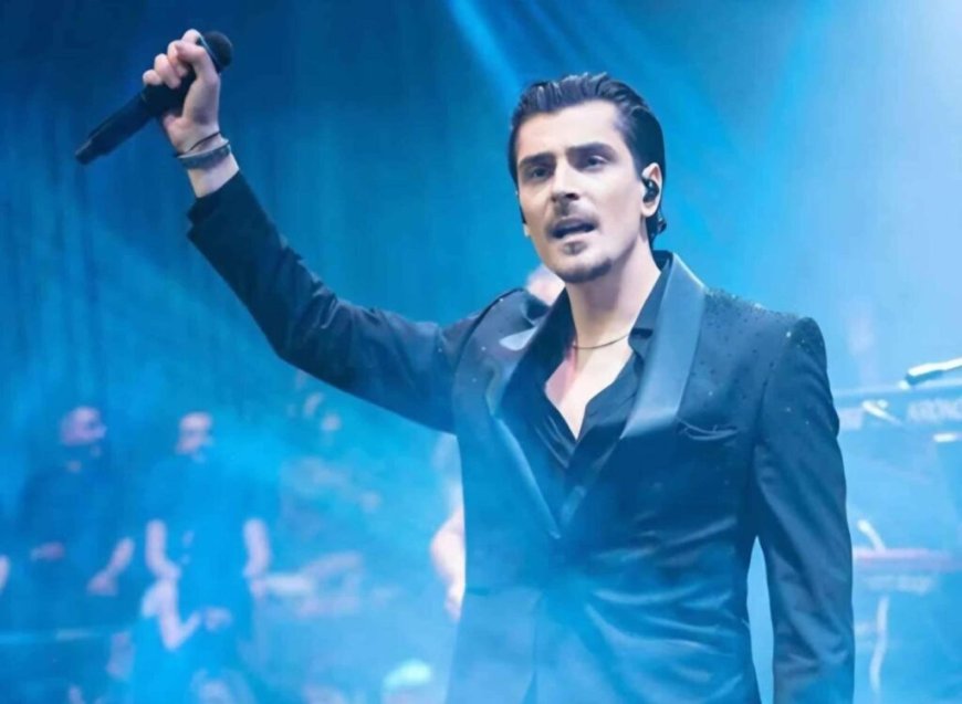 Εντυπωσιακό live medley με έξι τραγούδια από τον Λευτέρη Κρίκη!