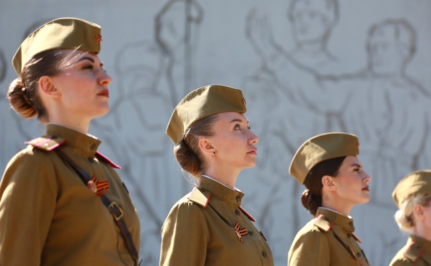 Επιστράτευση  Ρωσία: Πώς το Κρεμλίνο κανονικοποιεί τον πόλεμο ως μόνιμη συνθήκη