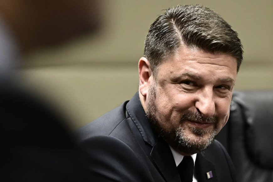 Χαρδαλιάς: Σαρωτικοί έλεγχοι στην αγορά της Αττικής – 12 τόνοι ακατάλληλων προϊόντων