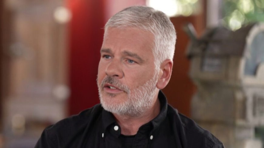 Νίκος Γρίτσης: «Έμεινα στη φυλακή 15 μήνες και στην απομόνωση άρχισα να γράφω στίχους»