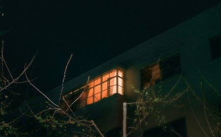 Φωτιά από τζάκι: Συναγερμός για σπίτι στην Αρτέμιδα