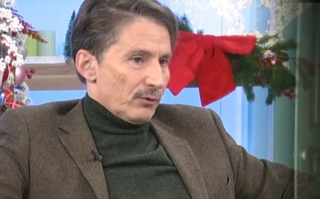 Δημήτρης Τάρλοου για τον παππού του, Μ. Καραγάτση: «Με τα σημερινά δεδομένα θα ήταν τρομοκράτης, φοβόντουσαν όλοι μες στο σπίτι»