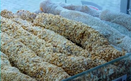 «Ξεπούλησαν» στις γιορτές τα περίφημα γλυκά της Κομοτηνής