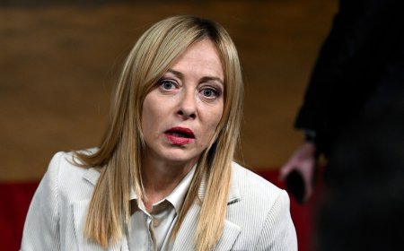 Το αυτοκίνητο της Μελόνι τράβηξε τα φλας