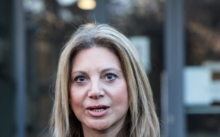 Σφοδρή κριτική Καρυστιανού σε κυβέρνηση και αντιπολίτευση για θεσμούς και διαφθορά