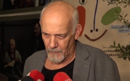 Γιώργος Κιμούλης: «Δεν έχω καλή σχέση με το χρήμα, η θέση που έχω δεν με έχει βοηθήσει να γίνω εύπορος»