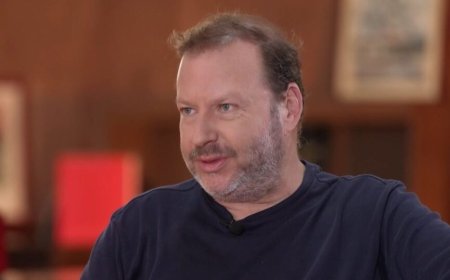 Λέων Γιοχάη: «Μιλάω με το ΑΙ δέκα ώρες την ημέρα, σε 10 χρόνια από τώρα δεν θα υπάρχει καρκίνος»