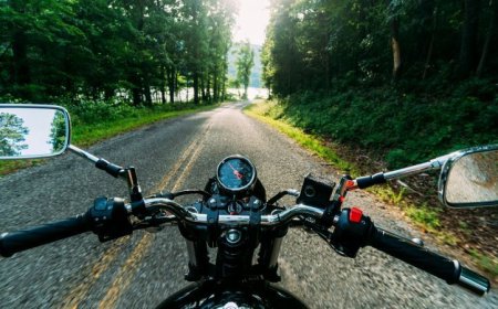 Επικίνδυνη οδήγηση στο κέντρο της Αθήνας για βίντεο TikTok