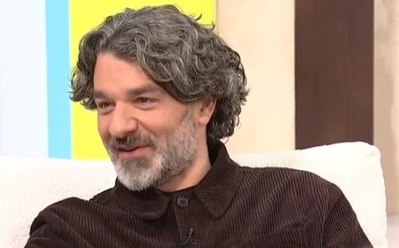 Πέτρος Λαγούτης: «Το ‘παθα λίγο εκεί που άρχισε ο γιος μου να μου μιλάει άνετα για τα ερωτικά του, εμείς δεν μεγαλώσαμε έτσι»