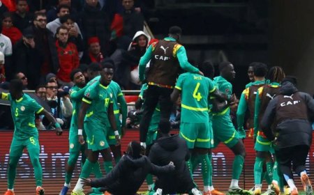 Σενεγάλη – Μαρόκο 1-0: H μεγάλη απόδραση της ομάδας του Σαντιό Μανέ σε έναν επεισοδιακό τελικό