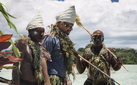 Από Πόλο σε Πόλο: Το ταξίδι του Γουίλ Σμιθ που δεν μοιάζει με καμία ταξιδιωτική σειρά
