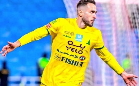 Φορτούνης Αλ Καλίτζ: Τρελαίνει κόσμο στη Σαουδική Αραβία ο Έλληνας μεσοεπιθετικός