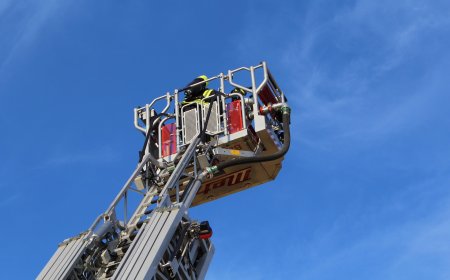 Μενίδι φωτιά σε εργοστάσιο: Συνελήφθη Ρομά