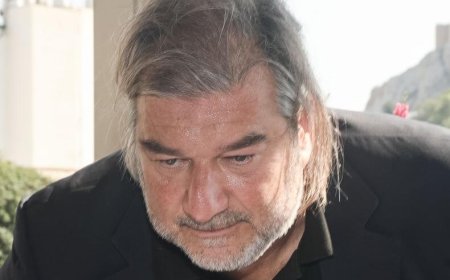 Καραχάλιος για Καρυστιανού: Σφοδρή επίθεση μετά τις δηλώσεις της για τις αμβλώσεις