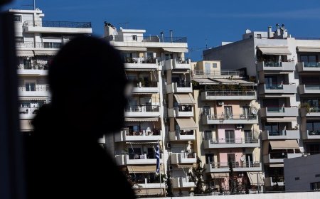 Φορολογική πίεση για επιστροφή κατοικιών στην αγορά