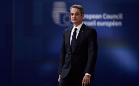 Πιθανότατα αύριο η αναχώρηση του Μητσοτάκη για το Νταβός