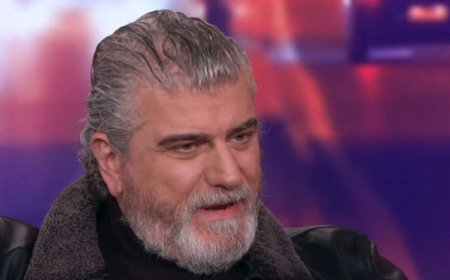 Βλαδίμηρος Κυριακίδης: «Εμείς οι άνδρες κουραζόμαστε να αποδεχτούμε τη γυναίκα και τη θηλυκή μας πλευρά»