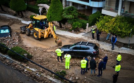 56χρονη Άνω Γλυφάδα: «Σχόλασε από τη δουλειά της, της είπαν ότι πλημμυρίζει το σπίτι της»