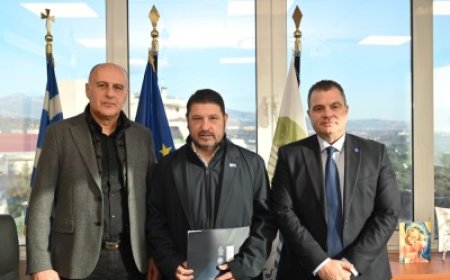 Επίσκεψη Χαρδαλιά στον Δήμο Σπάτων – Αρτέμιδος: Συνεργασία για έργα και προστασία από πλημμύρες