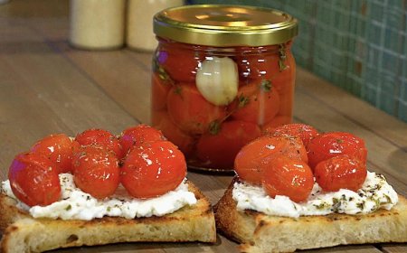 Απογείωσε τα σάντουιτς ή τις μπρουσκέτες σου με αυτό το υπέροχο ντοματάκι κονφί 🍅