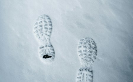 Βασανιστήρια Ρώσων σε στρατιώτες: Τους έδεσαν ημίγυμνους στα δέντρα στο χιόνι