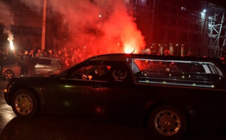 Τραγωδία με οπαδούς του ΠΑΟΚ: Ράγισαν καρδιές στην Τούμπα για το «τελευταίο αντίο»