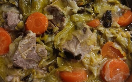 Κρέας χοιρινό πρασοσέλινο λουκούμι !!!