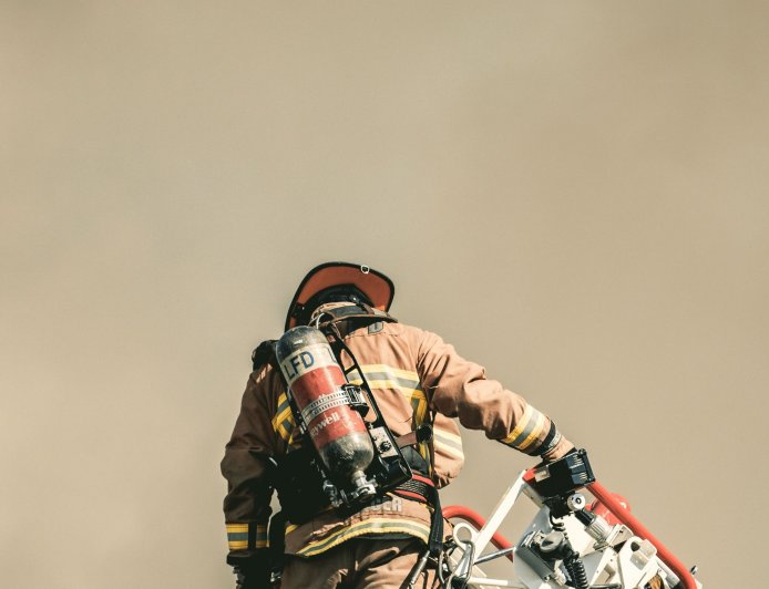 Κραν Μοντανά έκρηξη: Σοκάρουν οι μαρτυρίες επιζώντων της φονικής πυρκαγιάς