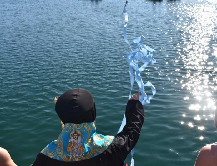 Το πρόγραμμα καθαγιασμού των υδάτων στη Ροδόπη από τον Μαρωνείας Παντελεήμονα