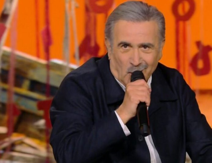 Λάκης Λαζόπουλος: «Οι απειλές που έχω δεχτεί ήταν πραγματικές, παρακολούθησαν 17 φορές το τηλέφωνό μου»