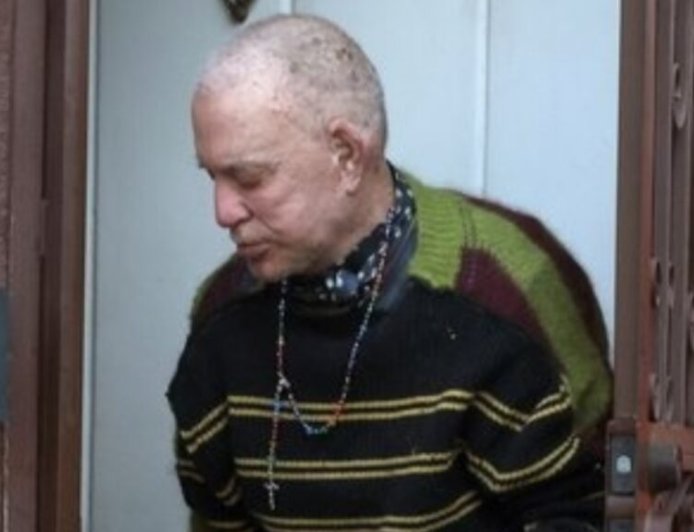 Αγνώριστος και αντιμέτωπος με έξωση ο Μίκι Ρουρκ, χρωστάει 60.000 δολάρια, δείτε φωτογραφίες